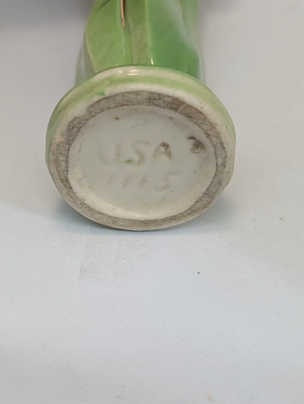 Vintage Shawnee Yellow and Green Tulip Bud Vase USA Portery 1115